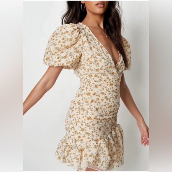 Missguided Puff Sleeve Mini Dress NWT - Picture 5 of 12